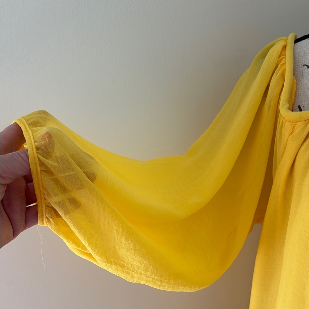 Yellow Off-Shoulder Dress - Picture 4 of 8